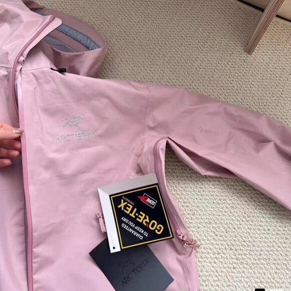 Arcteryx Beta womens Beta lt JacketBrand new, unused, good quality, Only one lef - Picture 4 of 4